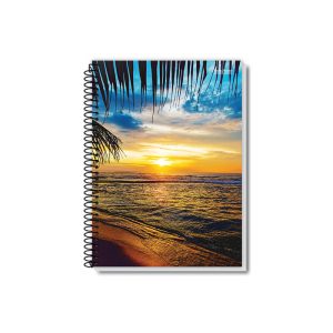 A Coleção New de cadernos universitários reúne modelos de 1 a 20 matérias com capa dura resistente, ideais para o dia a dia escolar ou universitário. As capas estampam belas paisagens naturais, como montanhas imponentes, praias paradisíacas e folhagens verdes exuberantes, transmitindo inspiração, tranquilidade e contato com a natureza enquanto você estuda